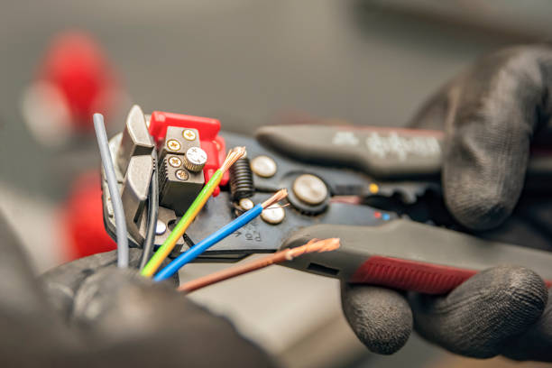 Best Electrical Contractors for Businesses  in Maple Bluff, WI