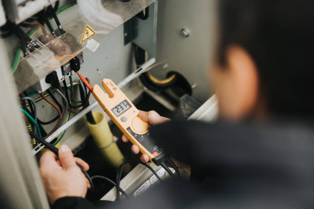 Best Circuit Breaker Repair  in Maple Bluff, WI